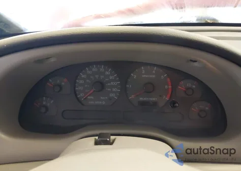 2000 Ford Mustang из США, поврежденный, VIN 1FAFP4041YF124745